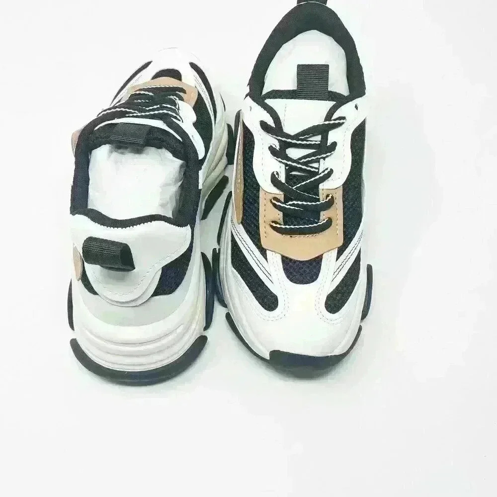 BRAND NEW IN BOX Steve Madden Possession Sneaker White with  Black Stripes Color - Picture 9 of 10
